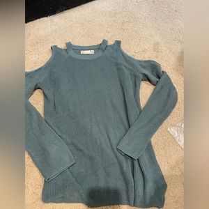 open shoulders, dusty green color